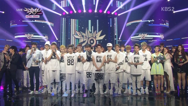 EXO giành chiến thắng đầu tiên trong sự nghiệp