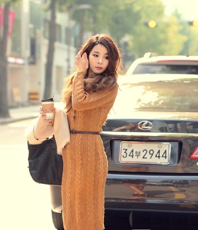 Đầm len Hàn Quốc dáng dài luôn cuốn hút.